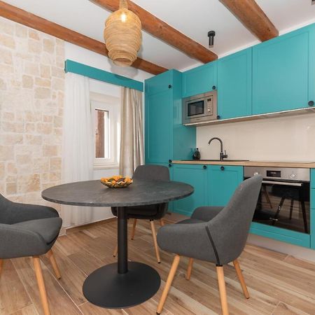 Ivka Makarska - Modern And Luxurious Oldtown Apartament Екстериор снимка